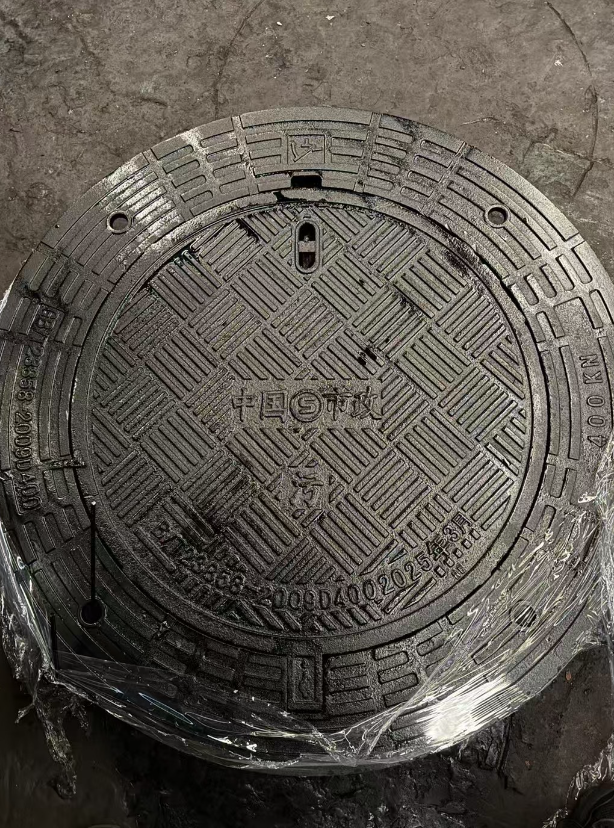 上杭球墨铸铁防沉降井盖展示